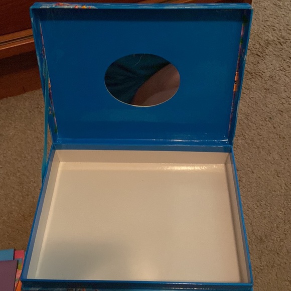 VNTG Lisa Frank “Cassandra” Jewelry Box With Accessories!!! - Picture 3 of 11